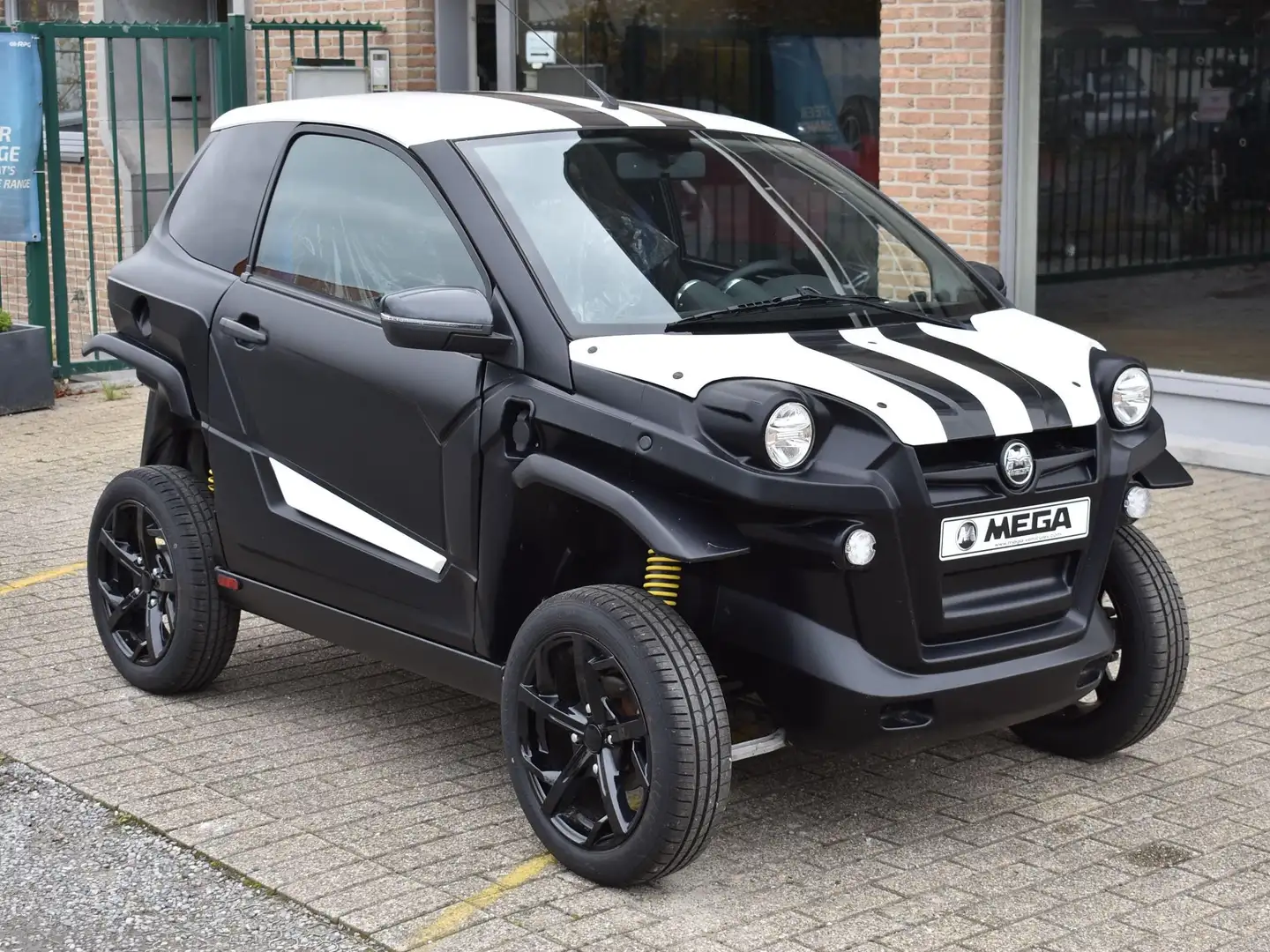 Aixam Mega eScouty demovoertuig! Wit - 2