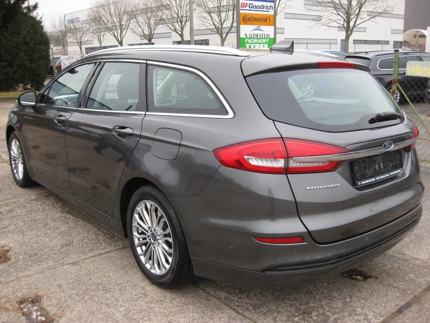 Ford Mondeo Turnier Titanium**Winterpaket** Grijs - 2
