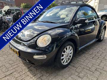 Cabriolet 2.0 Highline zwart leder airco nwe apk