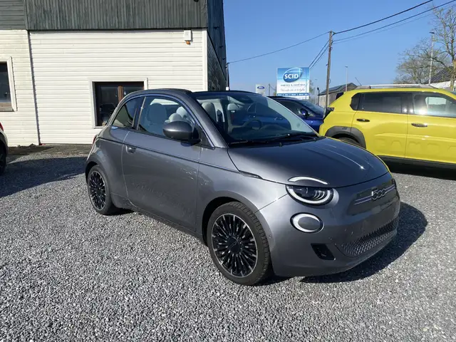 Fiat 500e LA PRIMA 42KW CABRIO CARPLAY CAMERA CUIR