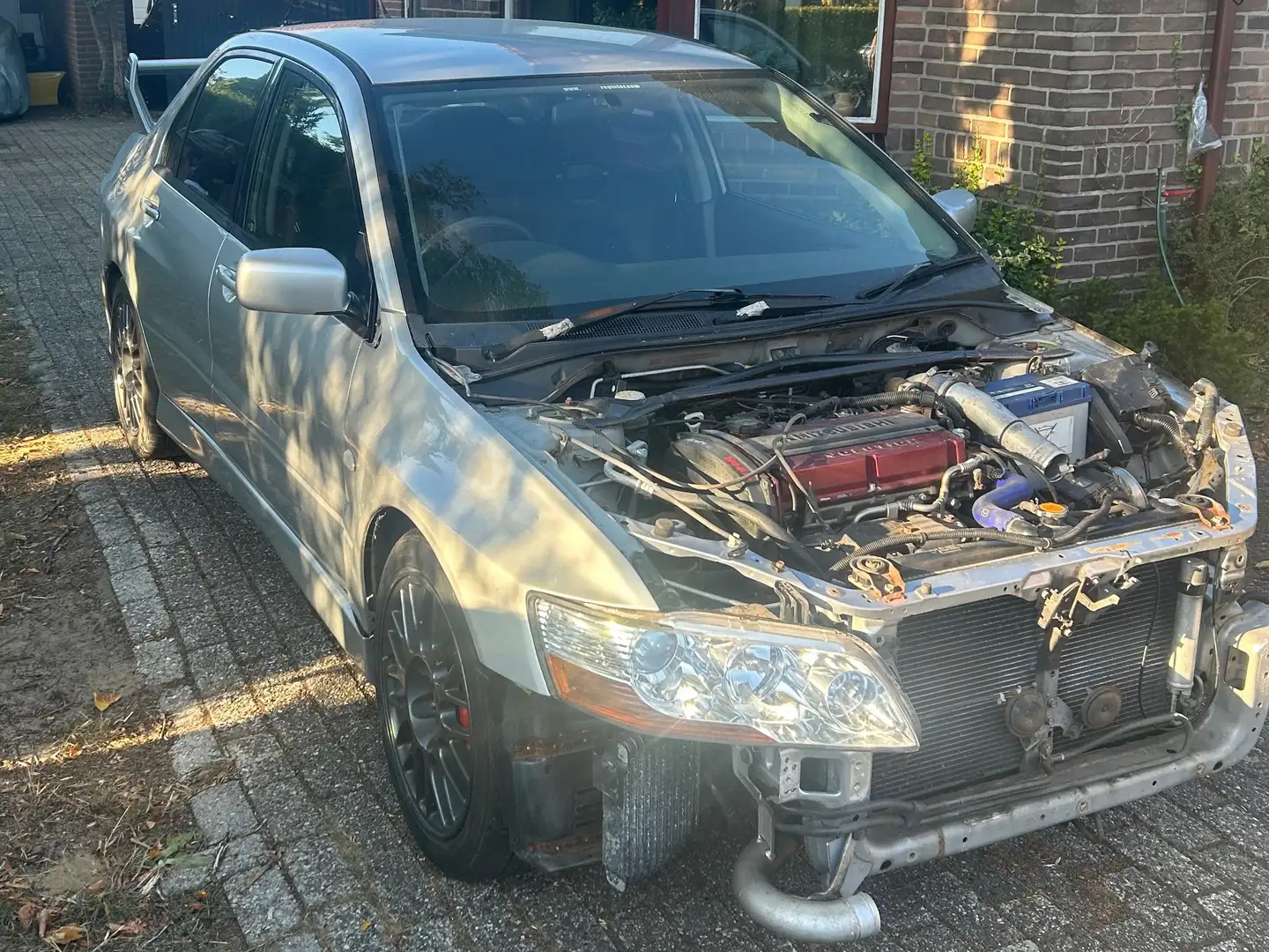 Mitsubishi Lancer Evo EVO Серебристый - 1