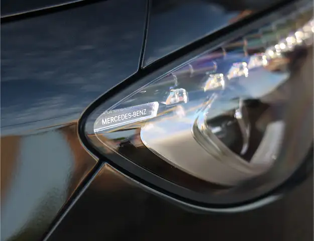 Mercedes-Benz S-Class view 10