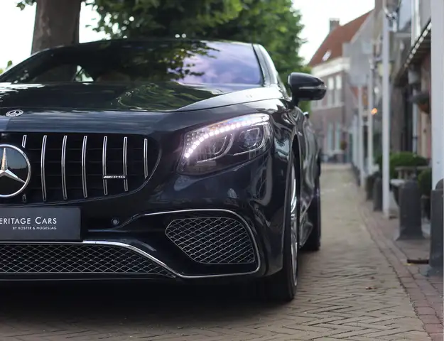 Mercedes-Benz S-Class view 11