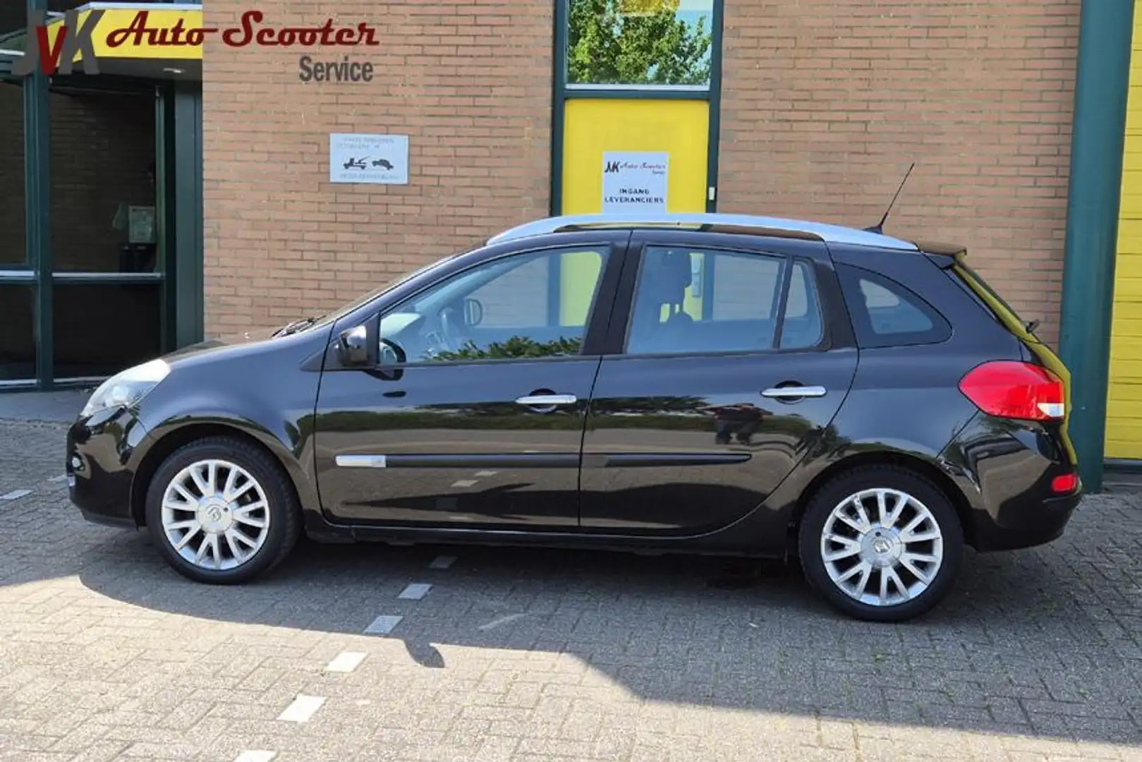 Renault Clio Estate 1.2 TCE Sélection Business Sport Airco! Cru Zwart - 2
