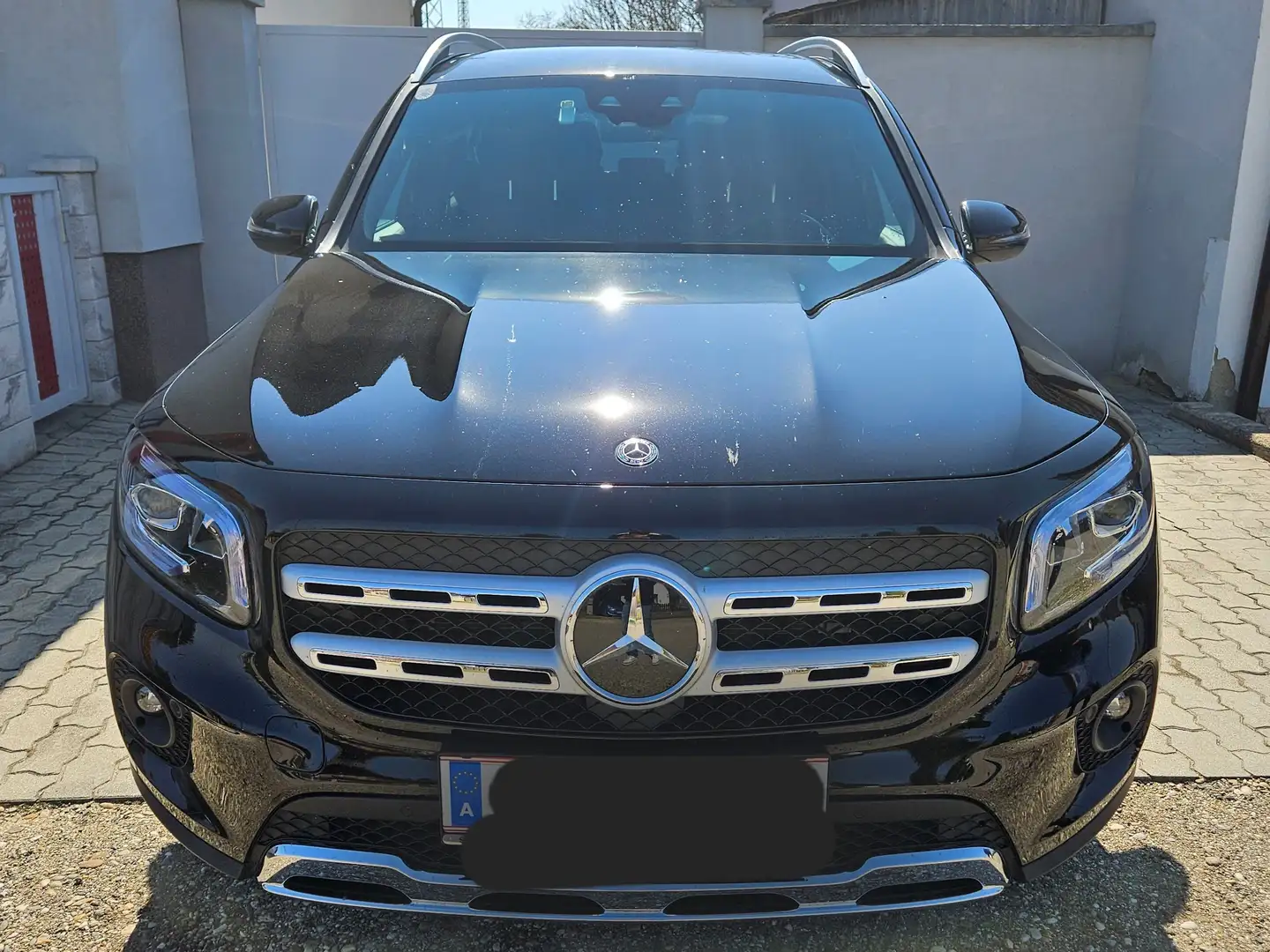 Mercedes-Benz GLB 200 d Aut. Schwarz - 1