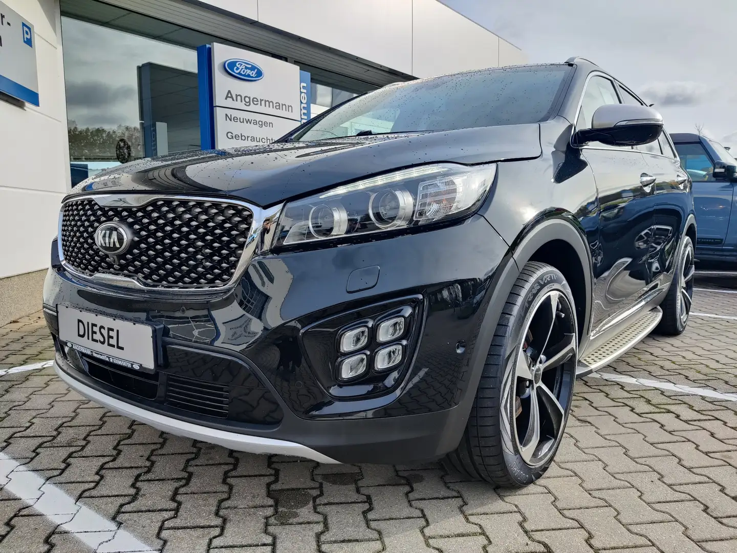 Kia Sorento Masterpiece 4WD Schwarz - 1