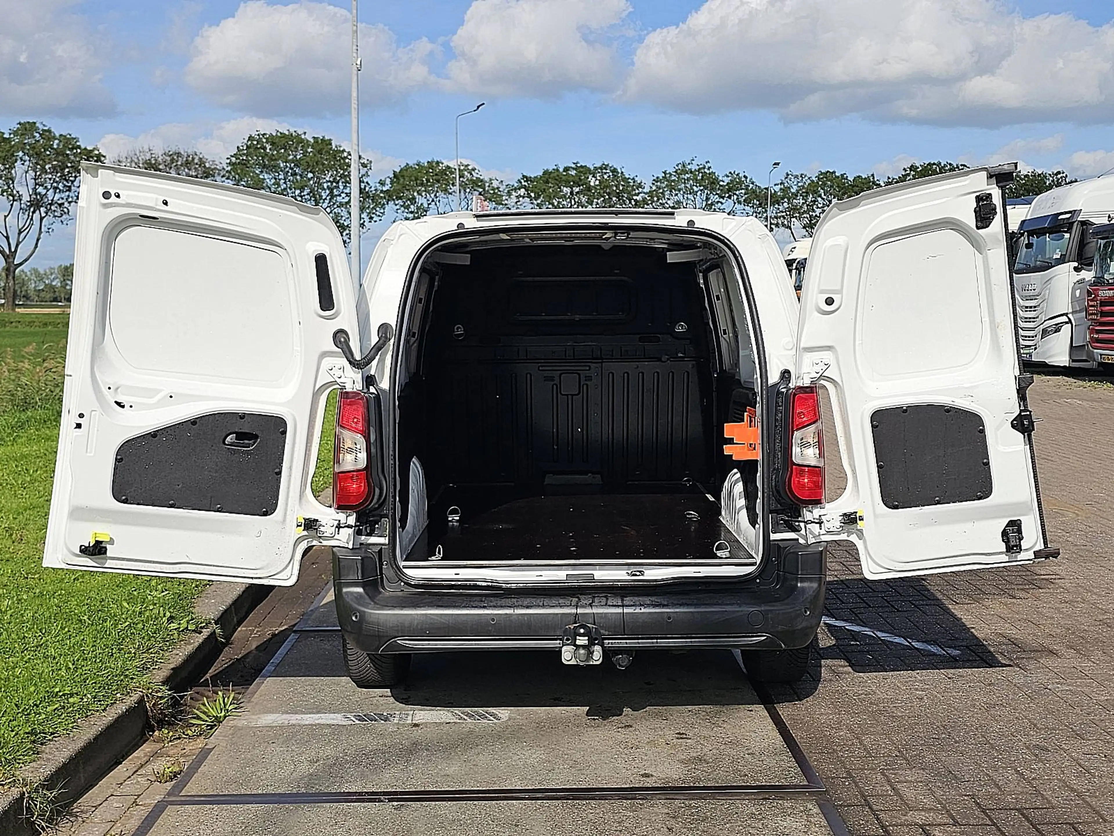 Opel Combo 1.5 L2 2xZjdeur NAP Airco Trekhaak 1e Eigenaar Ond — photo 12