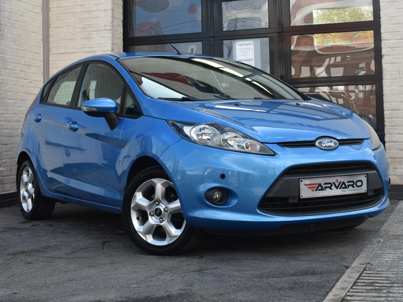 Ford Fiesta 1.4i Titanium / PDC / Verw Zetels / Airco / Garantie — photo 5