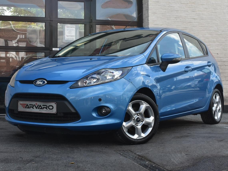 Ford Fiesta 1.4i Titanium / PDC / Verw Zetels / Airco / Garantie — photo 2
