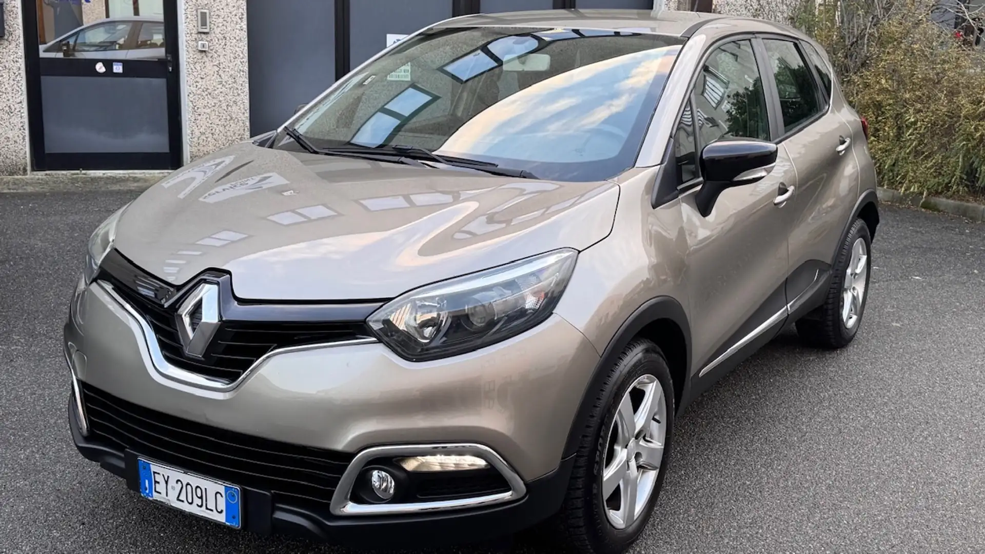 Renault Captur Captur I 2013 1.5 dci energy R-Link s Bronze - 1