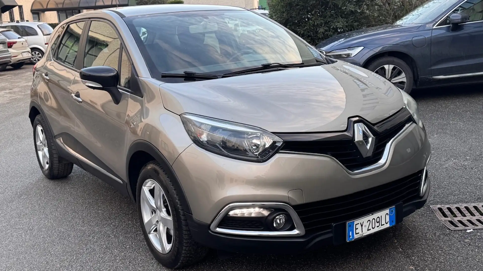 Renault Captur Captur I 2013 1.5 dci energy R-Link s Bronze - 2