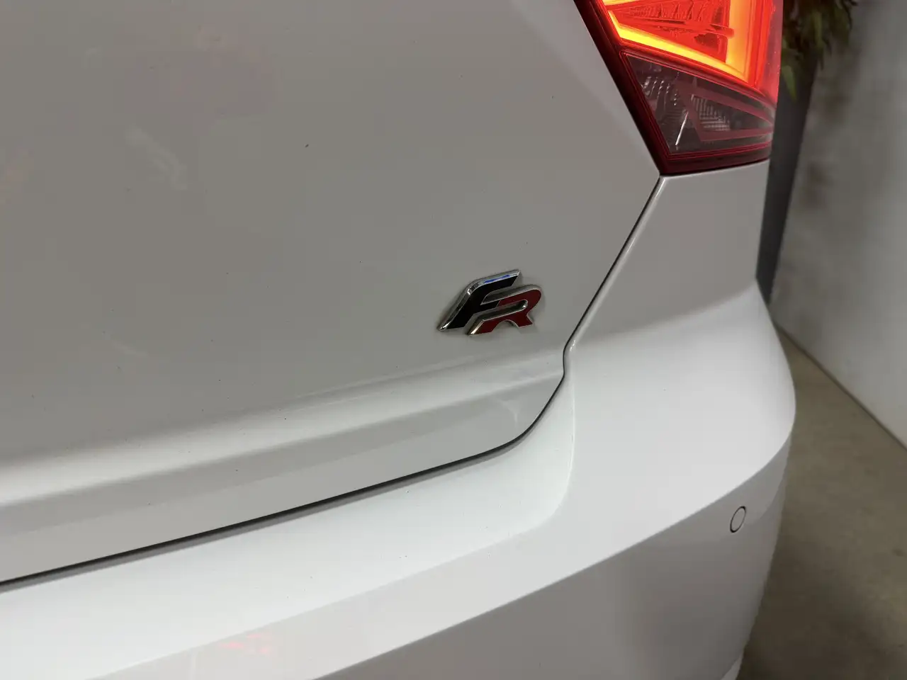 SEAT Ibiza 1.0 TSI FR Business Intense // Panodak, миниатюра 16