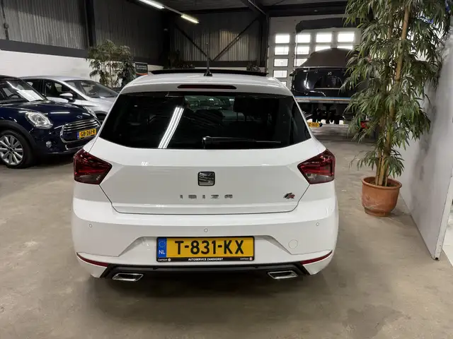 SEAT Ibiza view 5