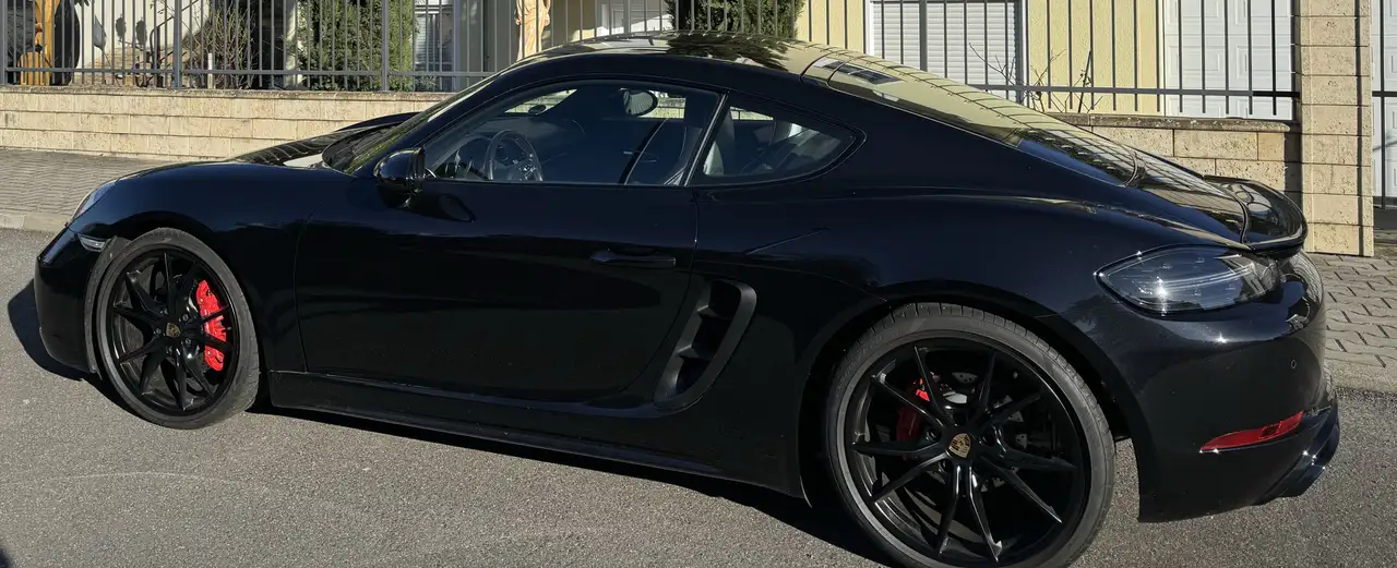 Porsche 718
