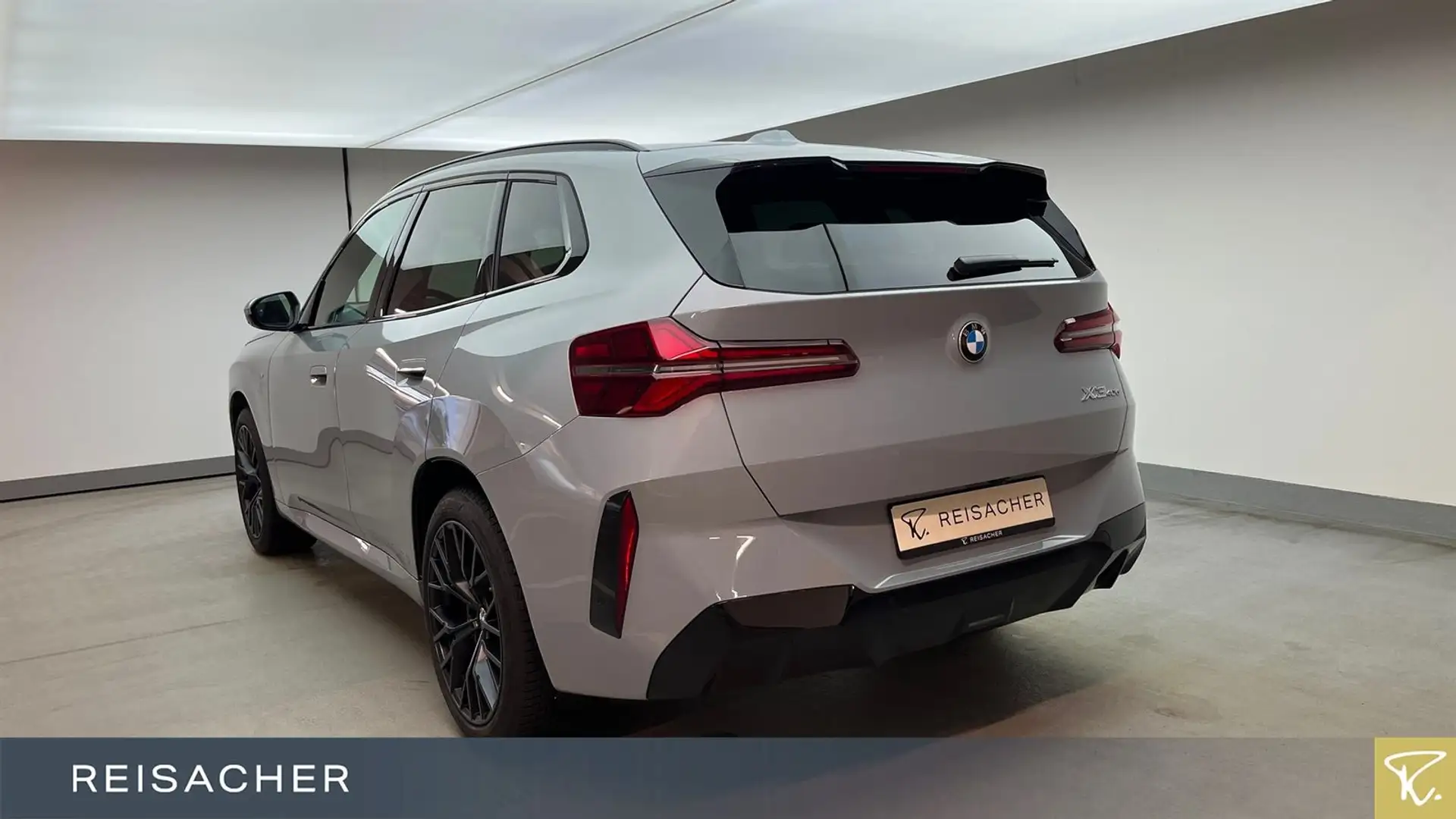 BMW X3 xDrive 40d M-Sport,M-Sport PRO,Pano,AHK,DAPro Grau - 2