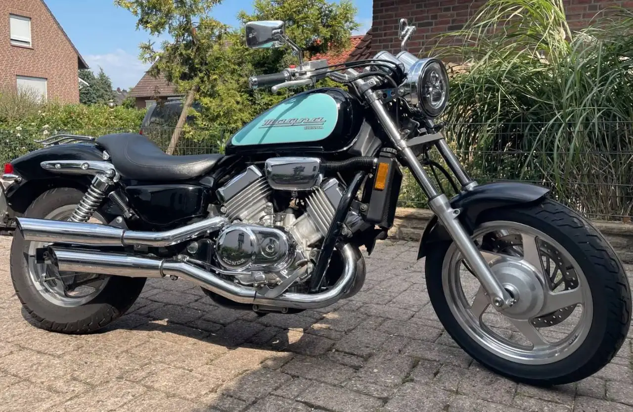 Honda VF 750
