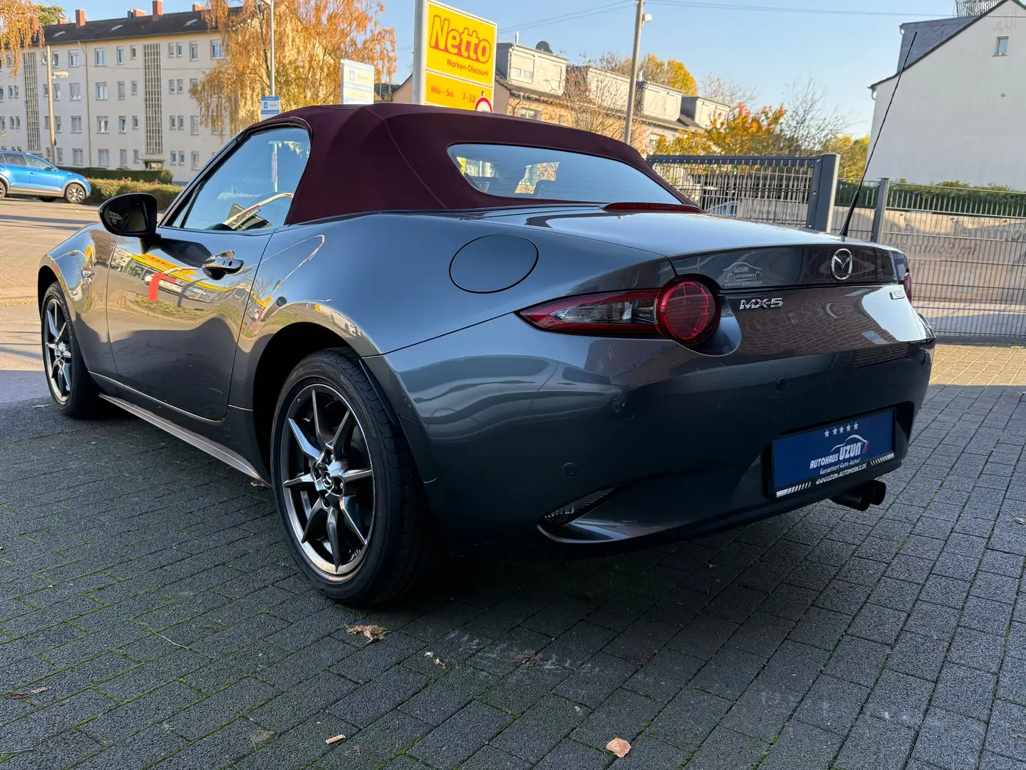 Mazda MX-5 Sakura*BOSE*NAVI*LED*61.TKM*Camera*CarPlay*Leder* Grau - 2