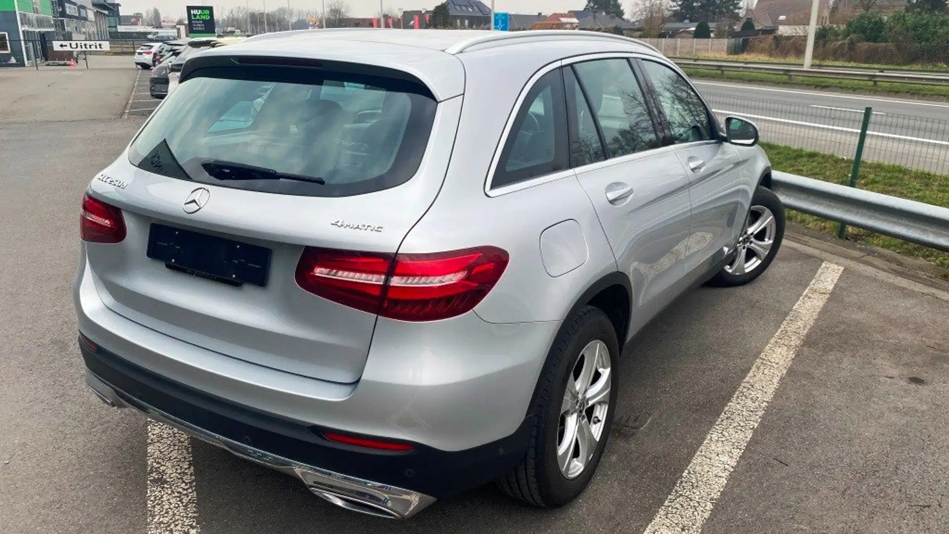 Mercedes-Benz GLC 250 d 4M 9A + PTS/cam/GPS/LED/... in topstaat! Zilver - 2