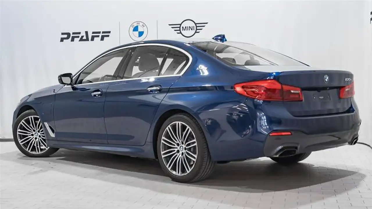 BMW 5 Series снимка BMW 5 Series