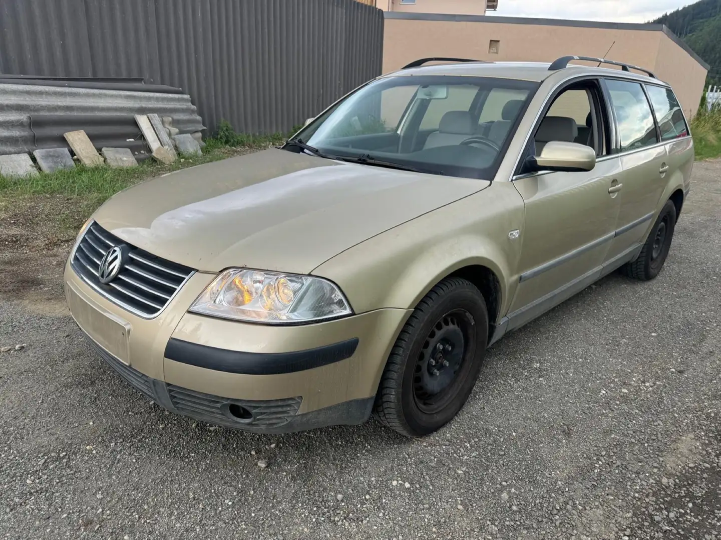 Volkswagen Passat Variant 1,9 TDI Béžová - 1