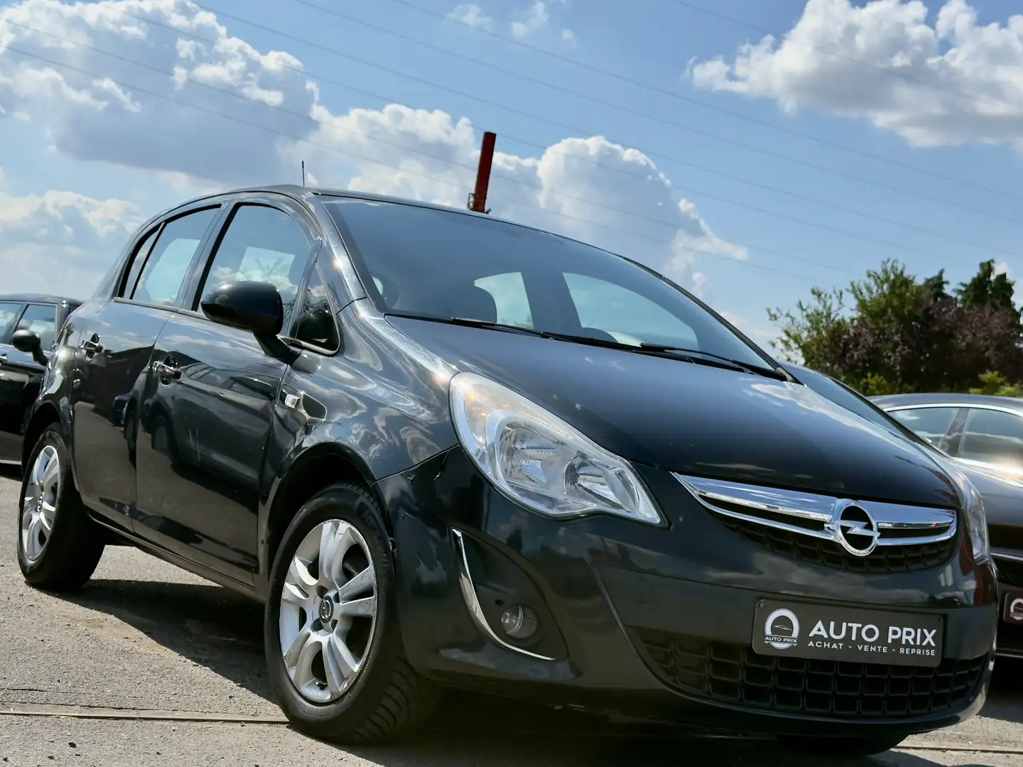Opel Corsa 1.2i ecoFLEX Enjoy Active Start/Stop Clim Cruise Zwart - 2