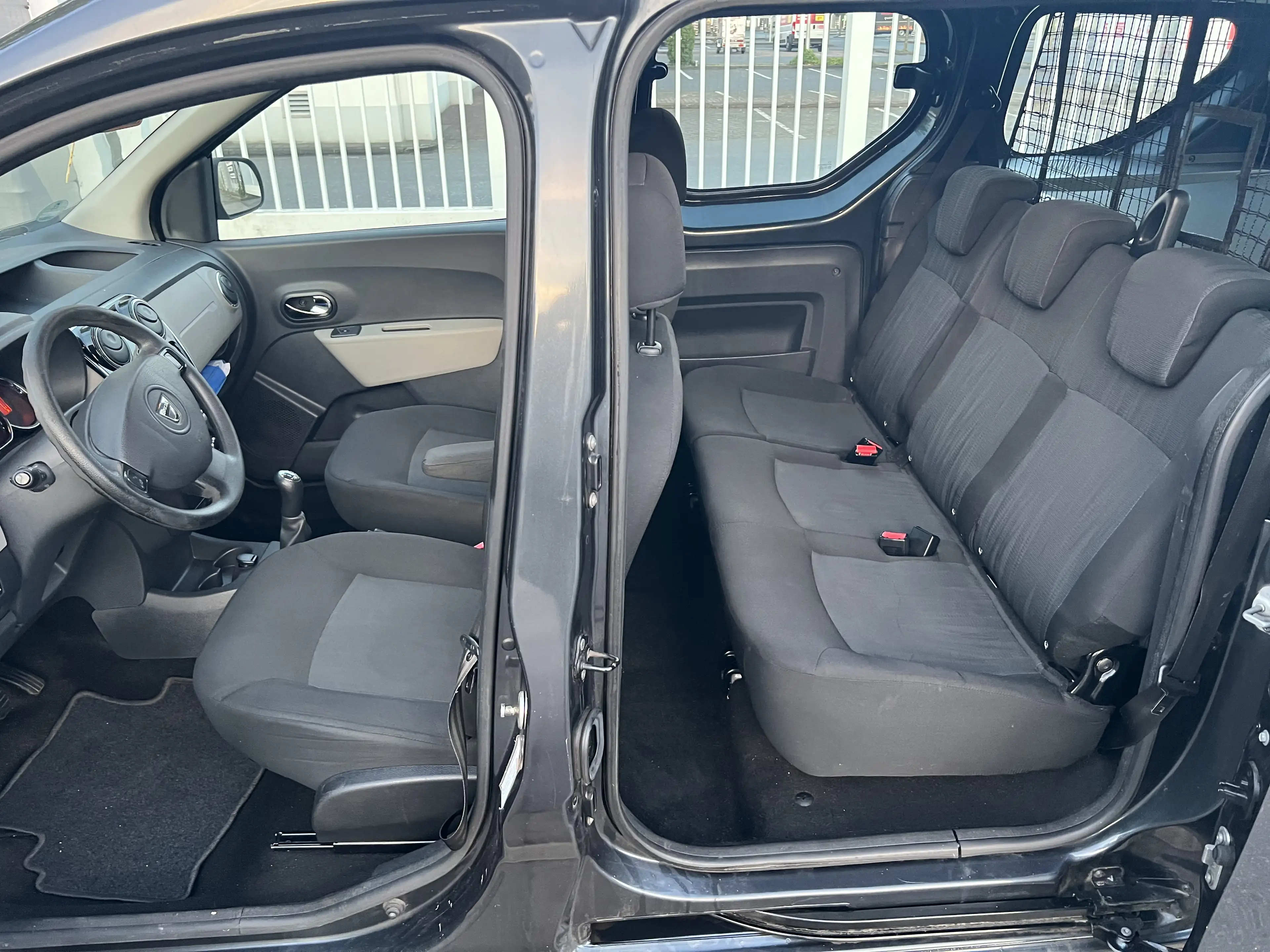 Dacia Dokker Laureate NAVI PDC ALLWETTER 2.Hd Service Tüv Neu — photo 14