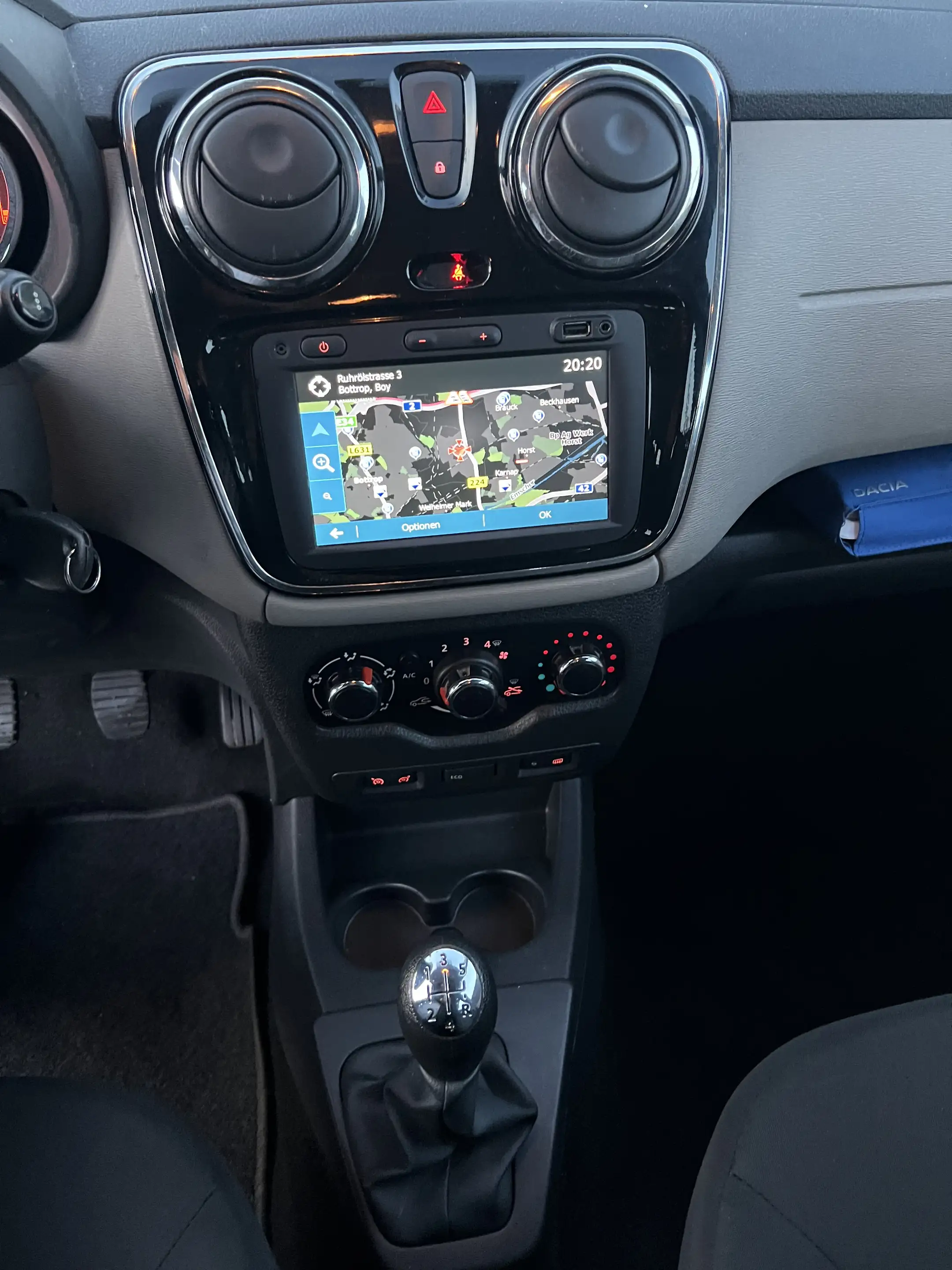 Dacia Dokker Laureate NAVI PDC ALLWETTER 2.Hd Service Tüv Neu — photo 2