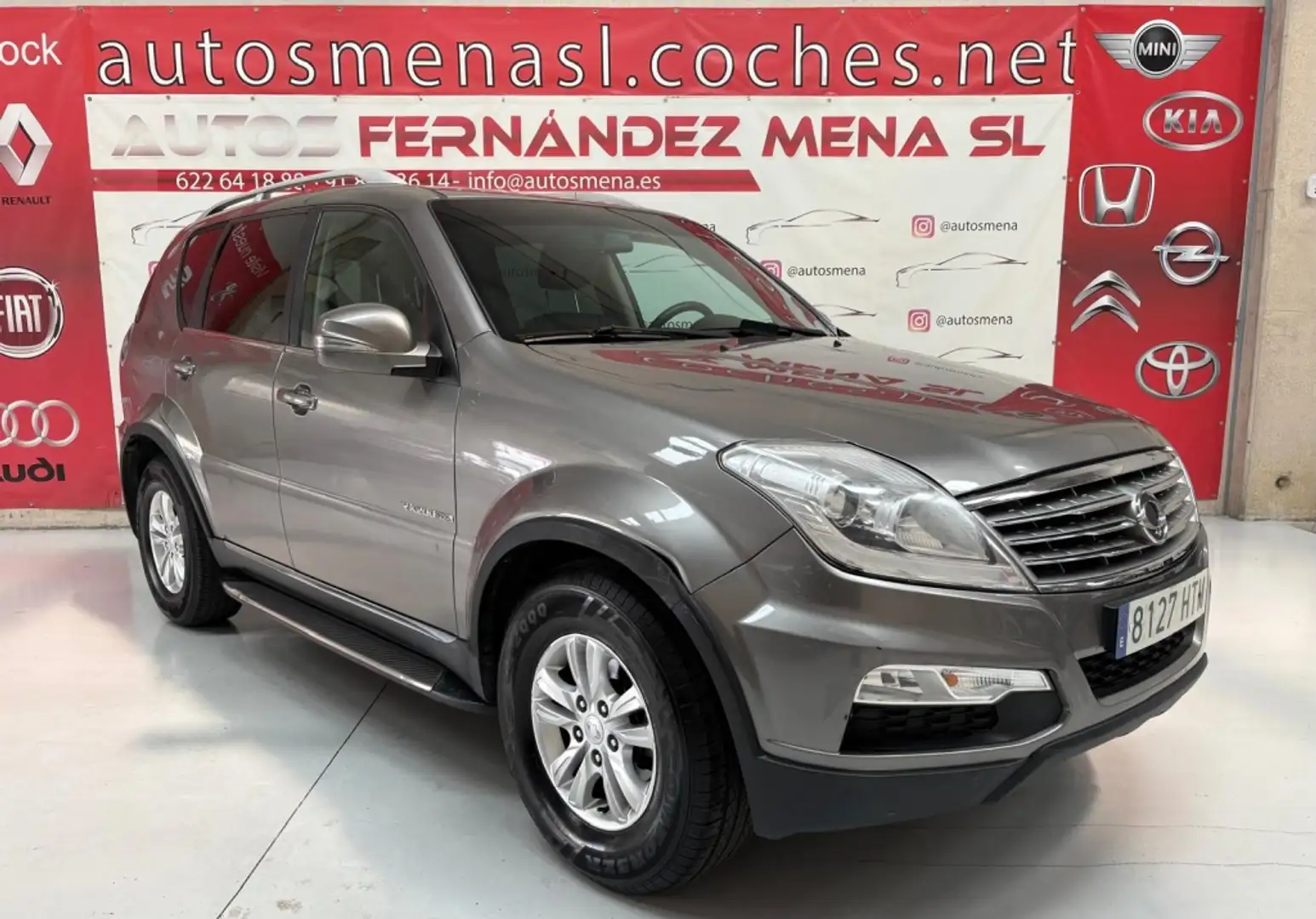 SsangYong Rexton W 200 e-Xdi Premium 4x2 Gri - 1