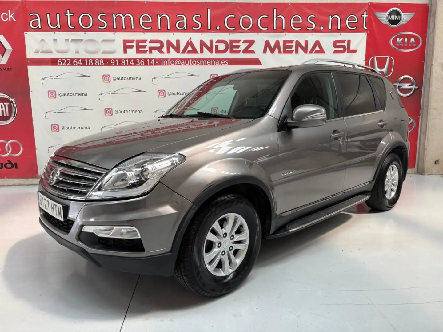 SsangYong Rexton W 200 e-Xdi Premium 4x2 Gri - 2