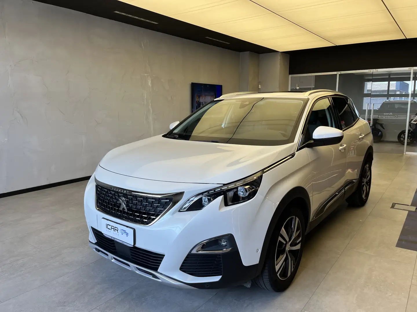 Peugeot 3008 1.6 BlueHDi Business Bianco - 1