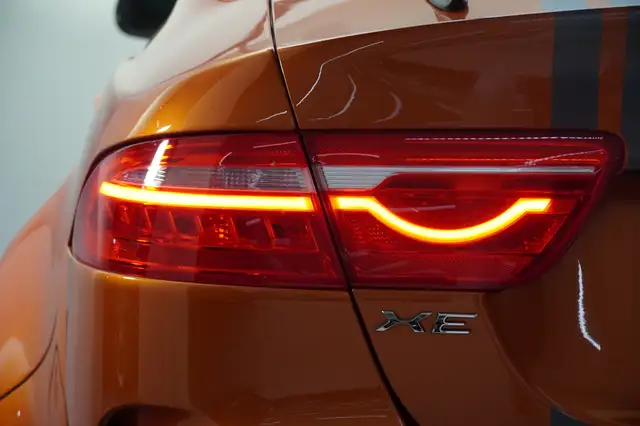 Jaguar XE SV Project 8 Ansicht 11