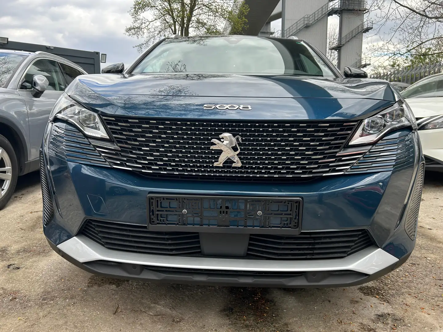 Peugeot 5008 GT Blau - 1