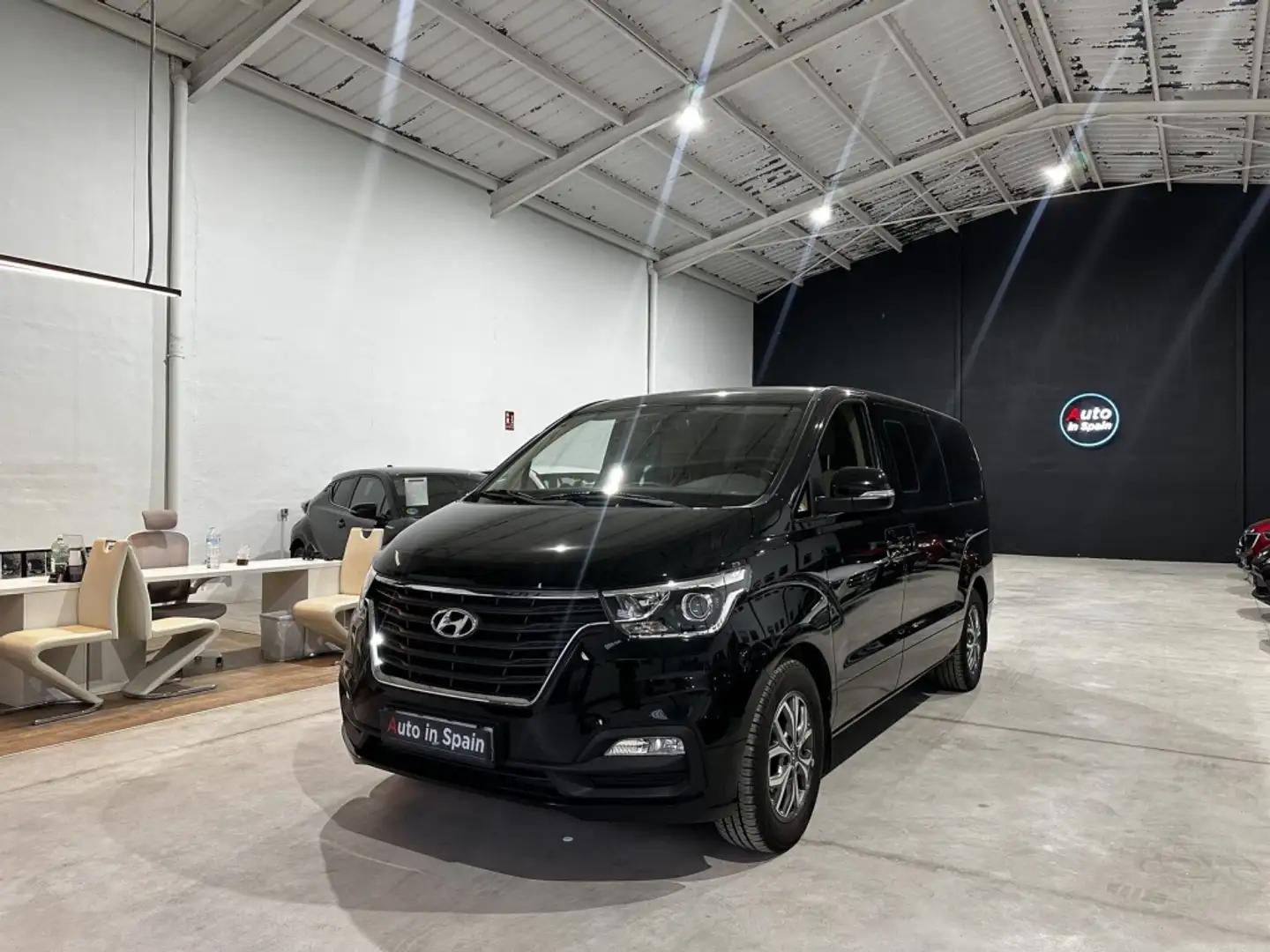 Hyundai H-1 H1 Travel 2.5CRDi Tecno 136 Negro - 2