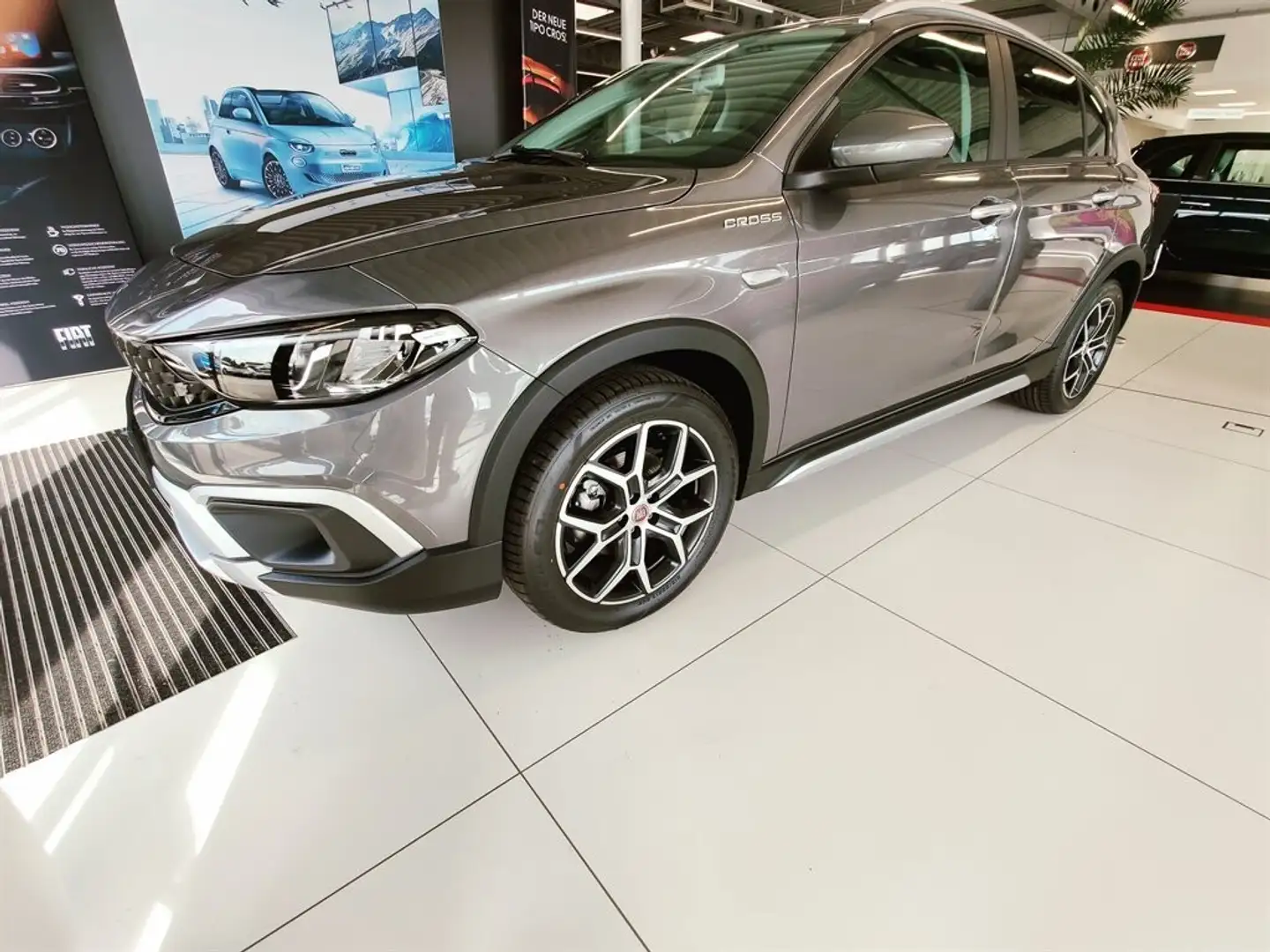 Fiat Tipo Cross MultiJet 130 SCR City Cross Grau - 2