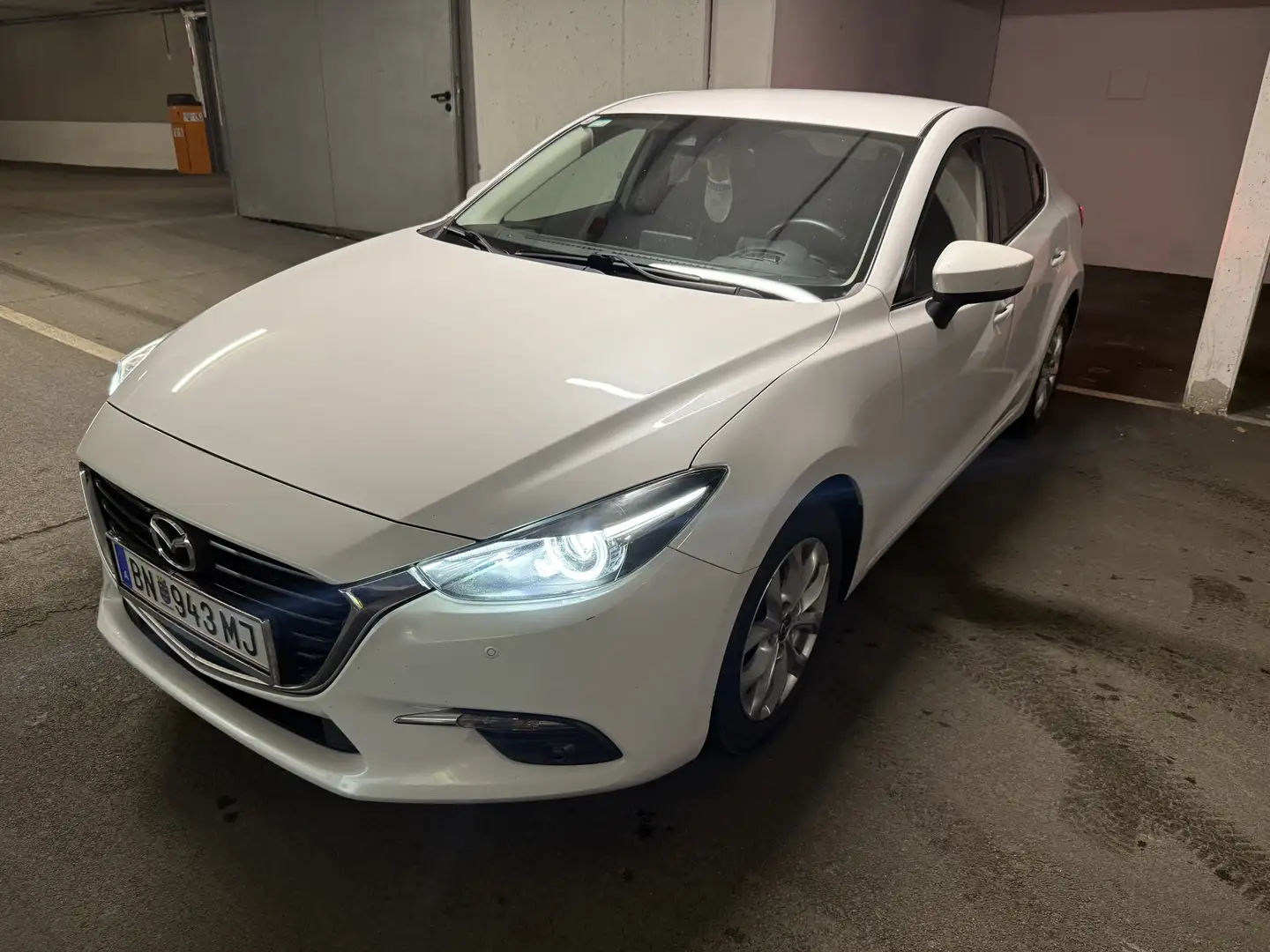 Mazda 3 G120 Revolution *Navi*Bose*Carplay* - 2