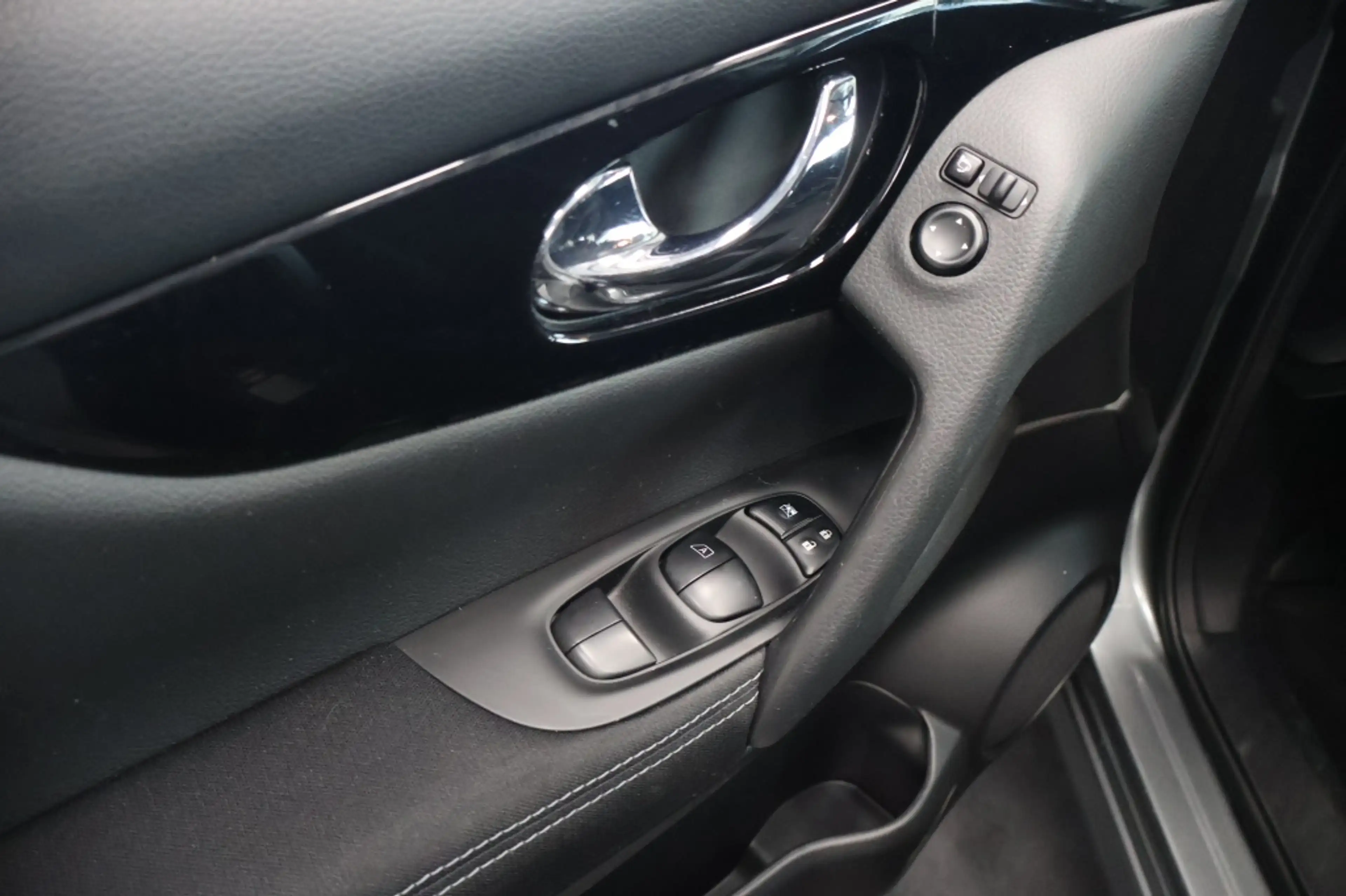 Nissan Qashqai 1.2 N-Connecta | 360 Camera | Navigatie | Cruise | — photo 13