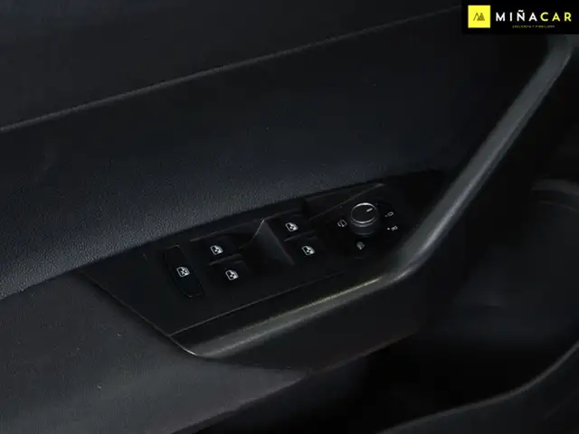 Volkswagen Taigo view 20