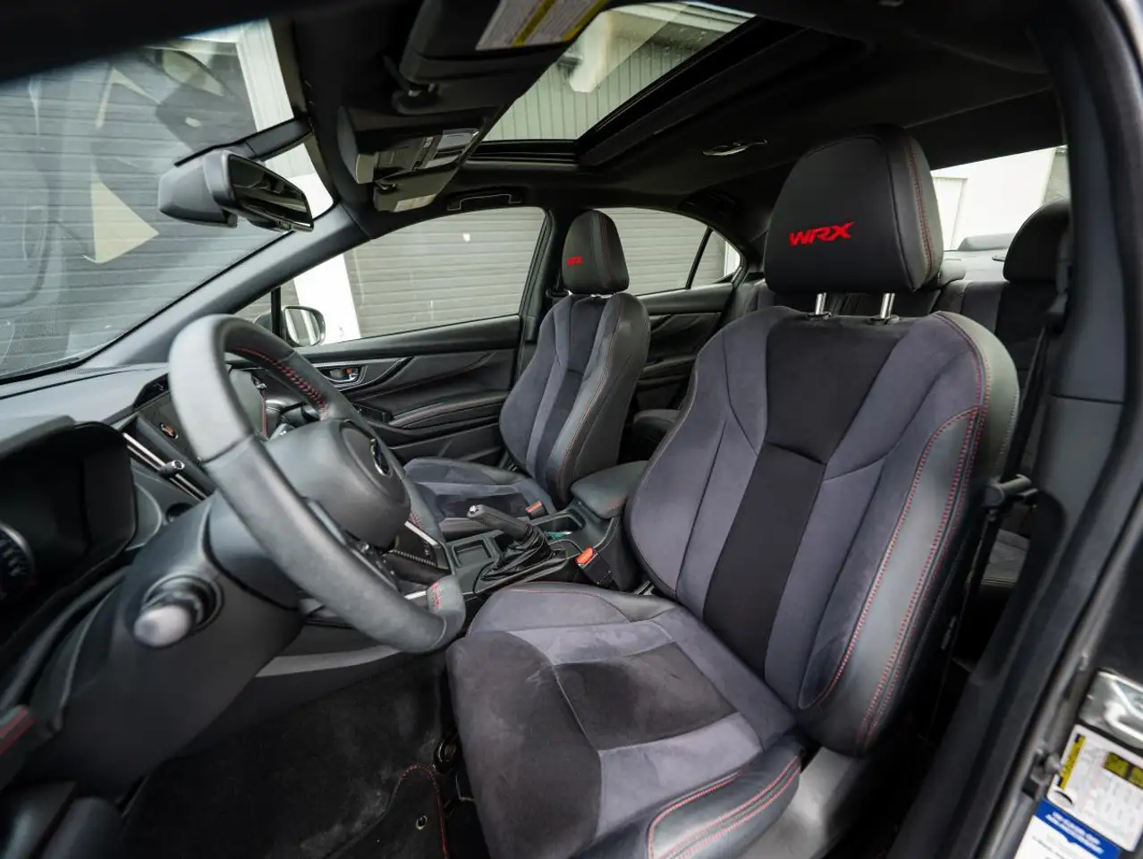 Subaru WRX снимка Subaru WRX