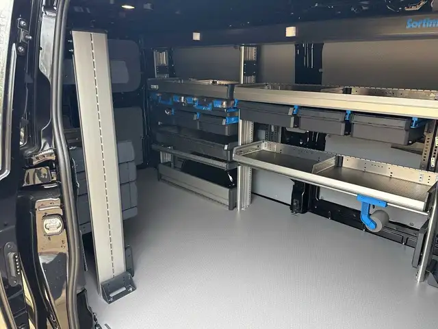 Ford Transit Custom view 5