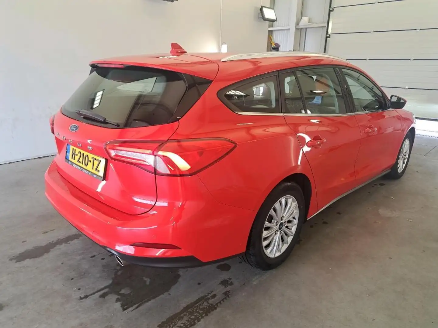 Ford Focus Wagon 1.0 EcoBoost Titanium Business | Cruise | Cl Rouge - 2