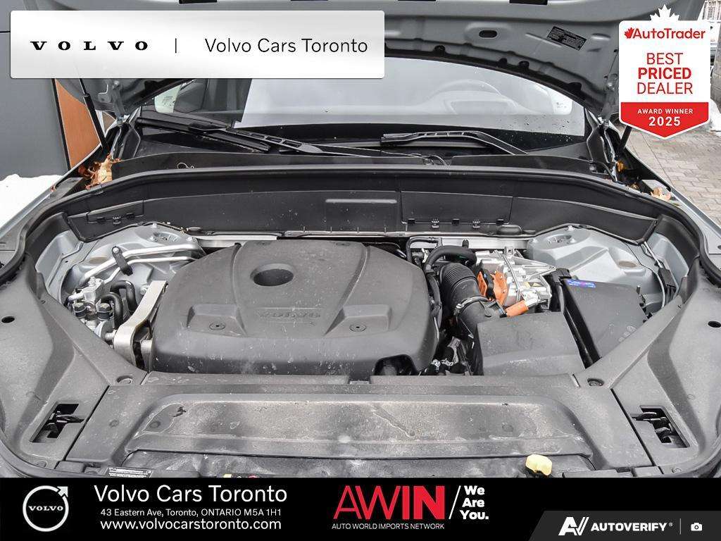 2025 Volvo XC90 T8 AWD Ultra Bright 7-Seater | Adventure Pkg thumb 34