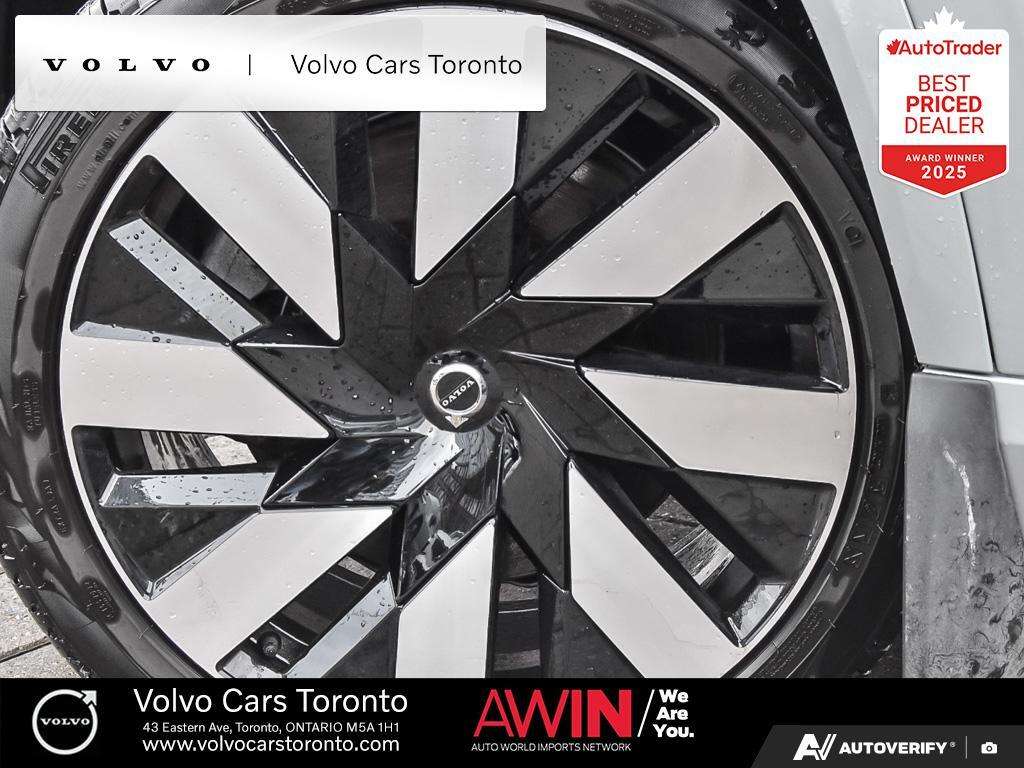 2025 Volvo XC90 T8 AWD Ultra Bright 7-Seater | Adventure Pkg thumb 32