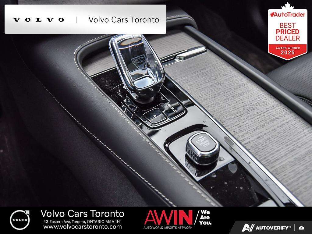 2025 Volvo XC90 T8 AWD Ultra Bright 7-Seater | Adventure Pkg thumb 45