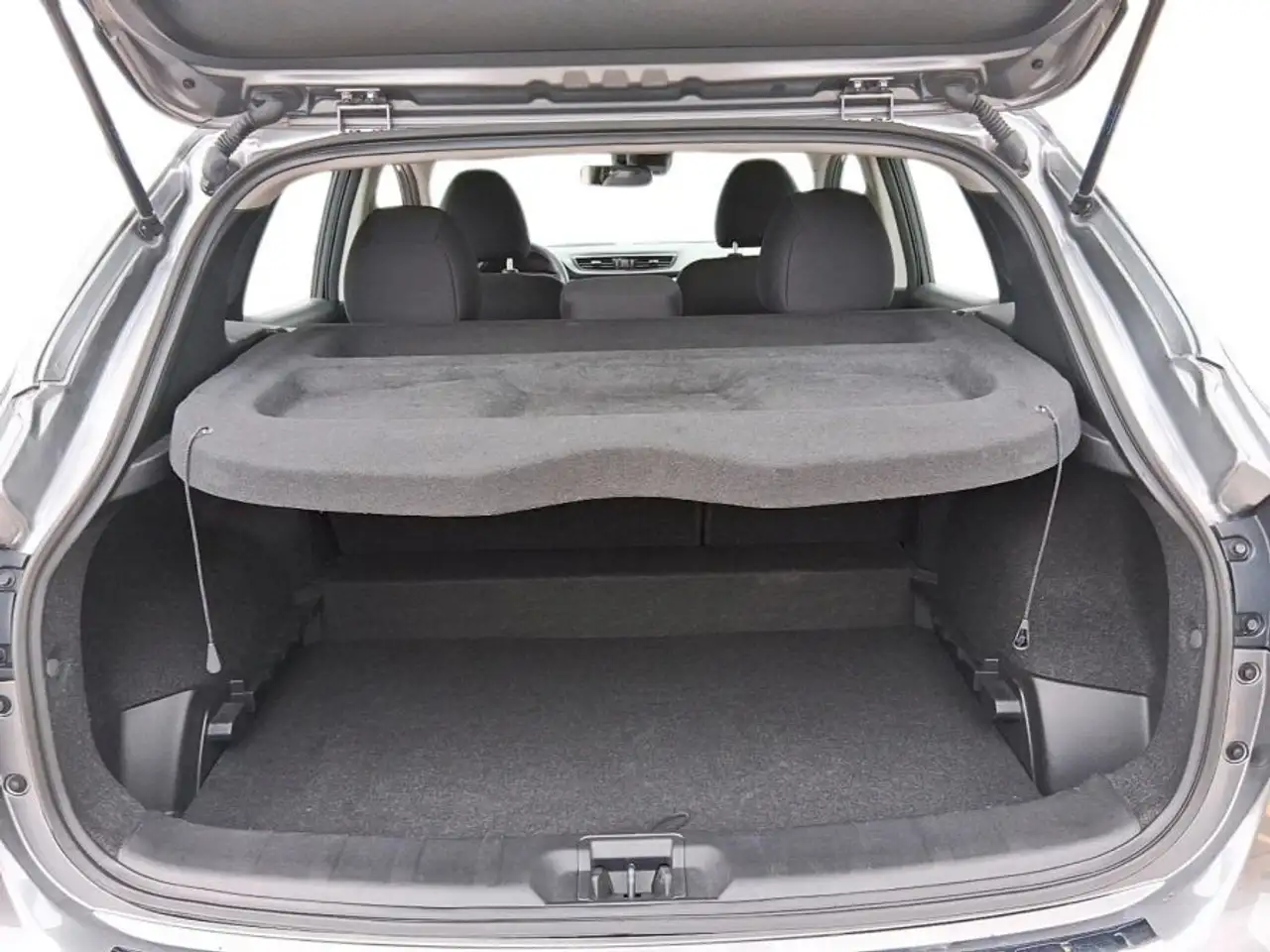 Nissan Qashqai снимка Nissan Qashqai