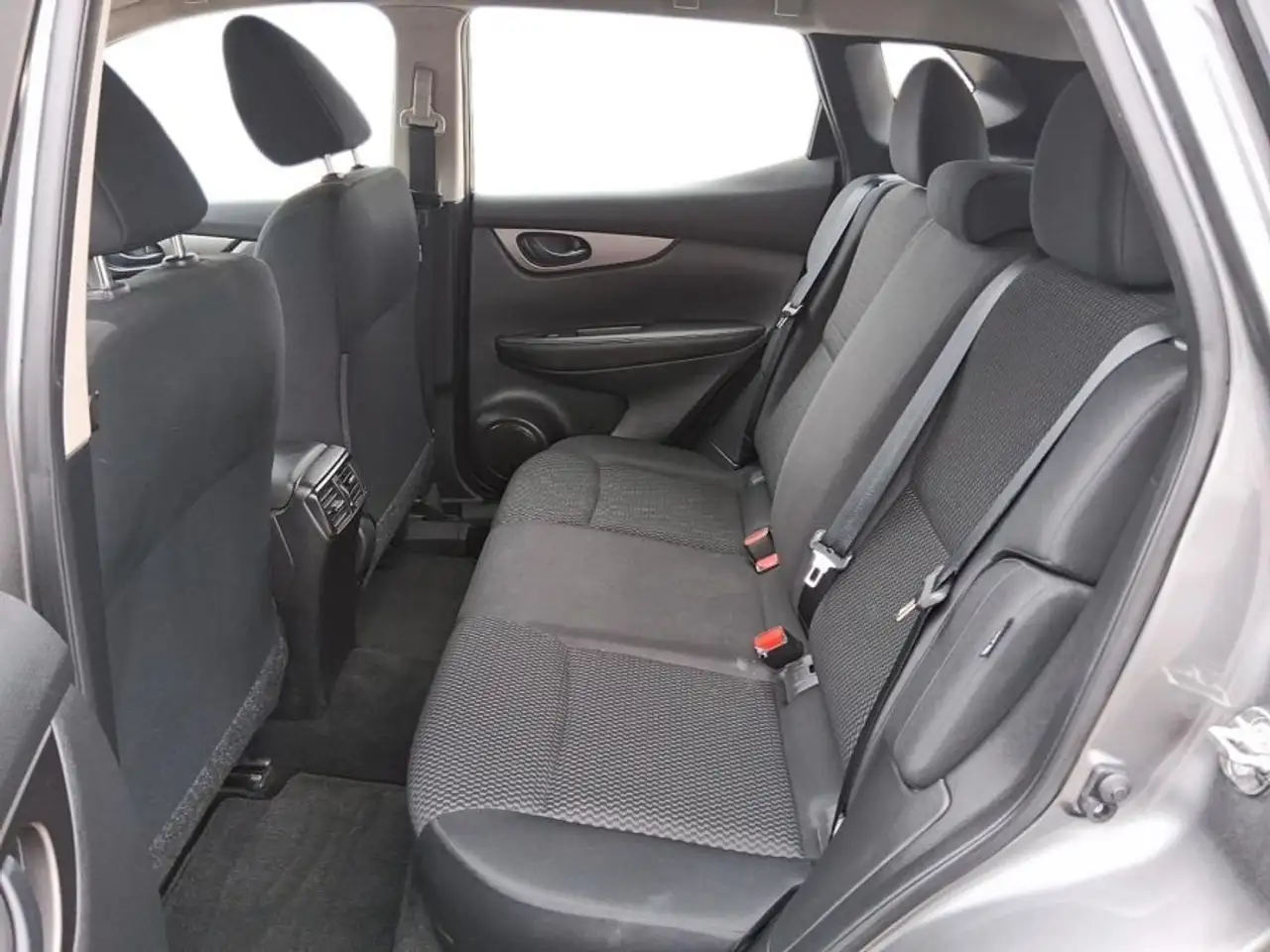 Nissan Qashqai снимка Nissan Qashqai