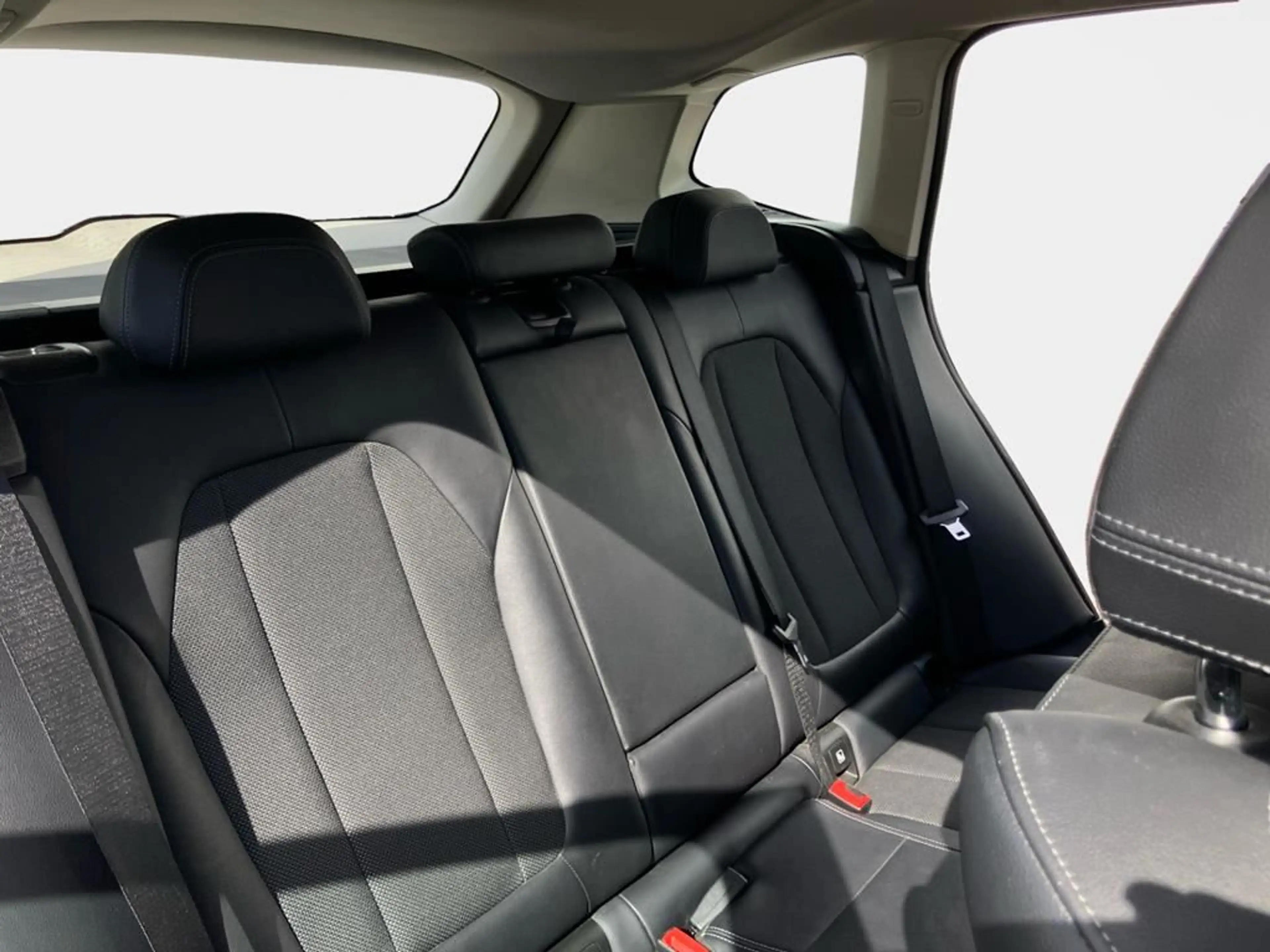 BMW X3 xLine — photo 14