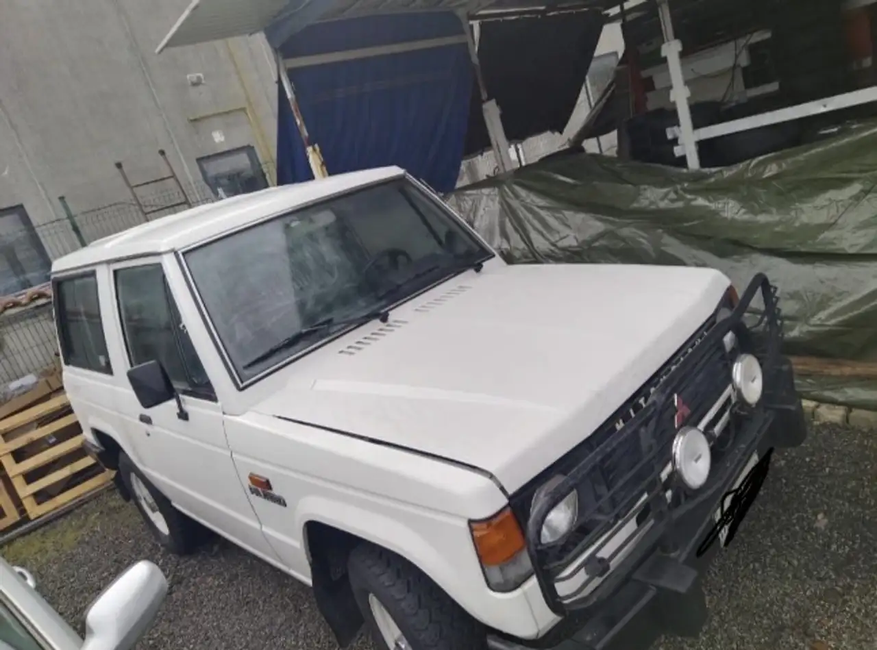 Mitsubishi Pajero Metal Top 2.4 td, foto 2