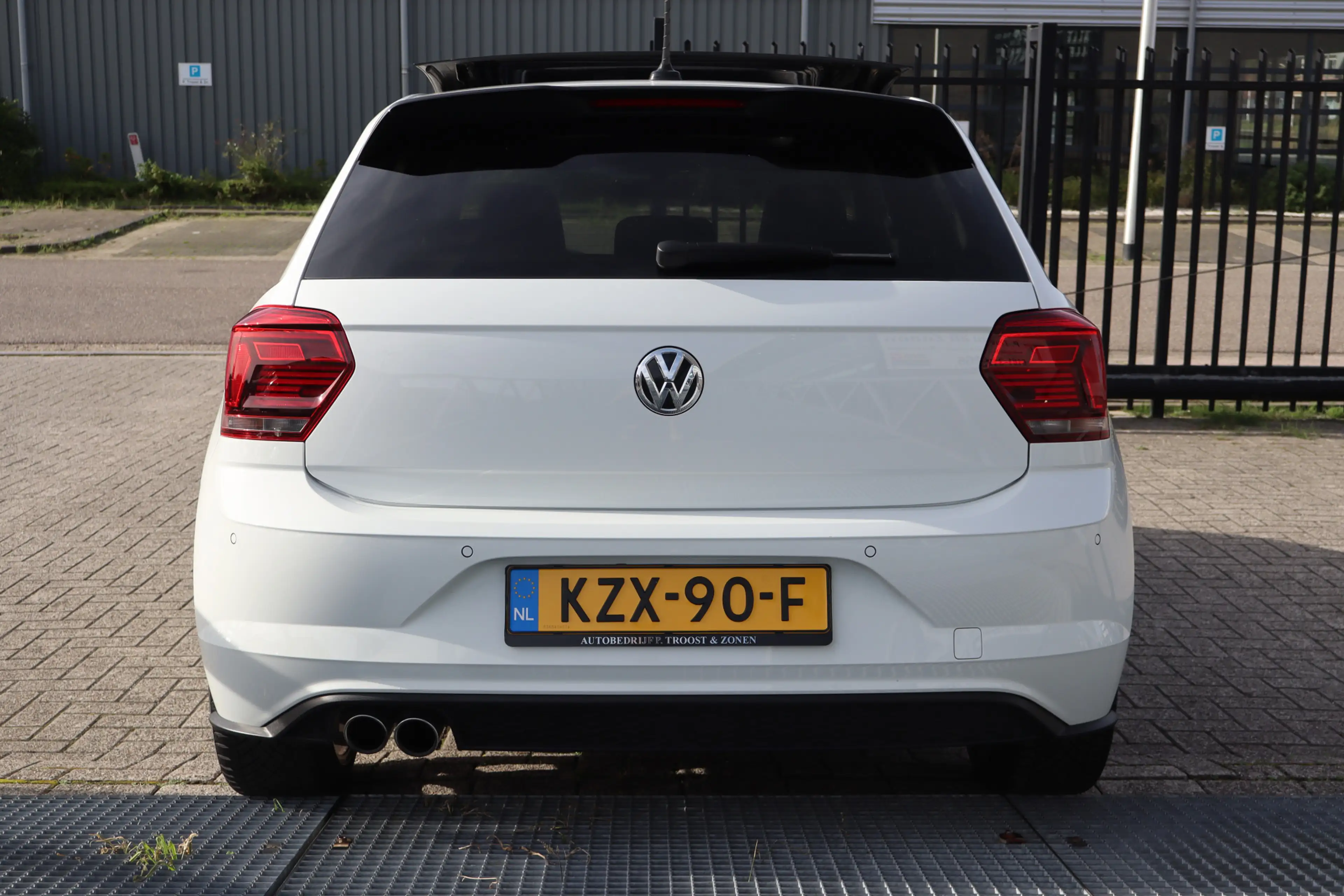 Volkswagen Polo GTI 2.0 TSI Panoramadak/Stoelverwarming/Apple carplay/ — photo 12