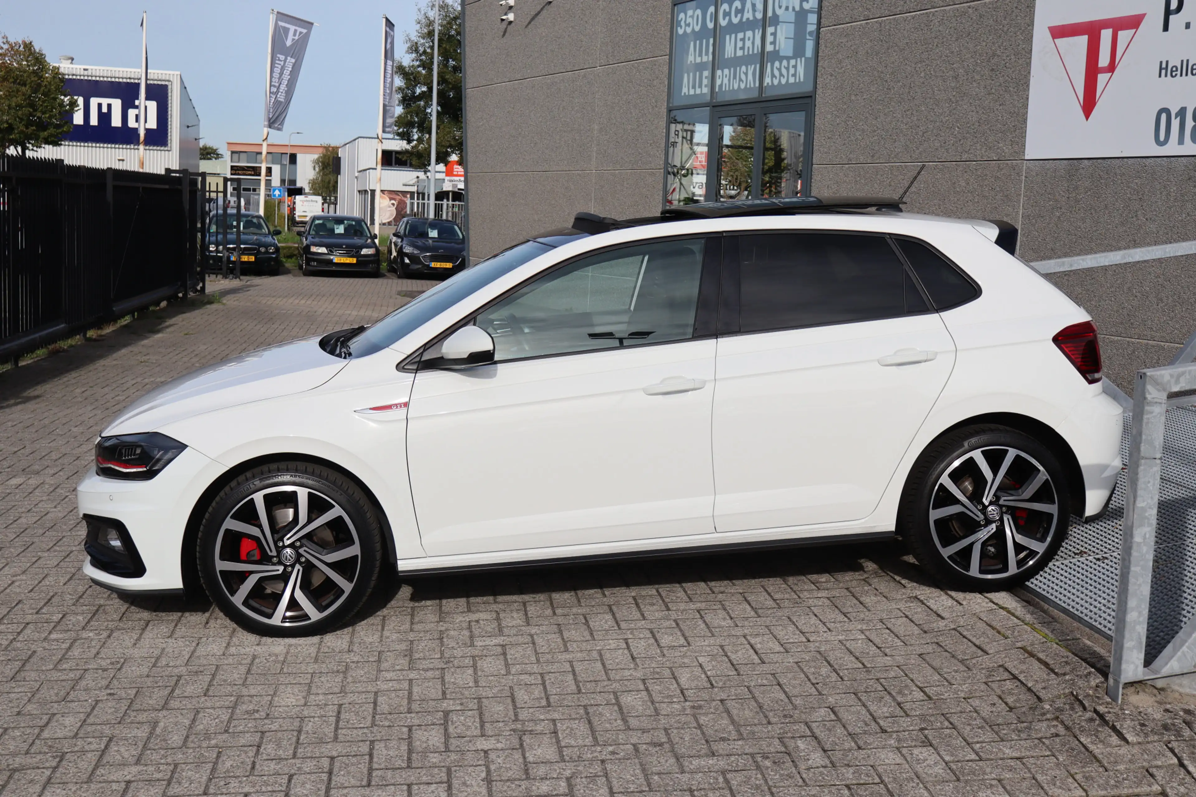 Volkswagen Polo GTI 2.0 TSI Panoramadak/Stoelverwarming/Apple carplay/ — photo 3