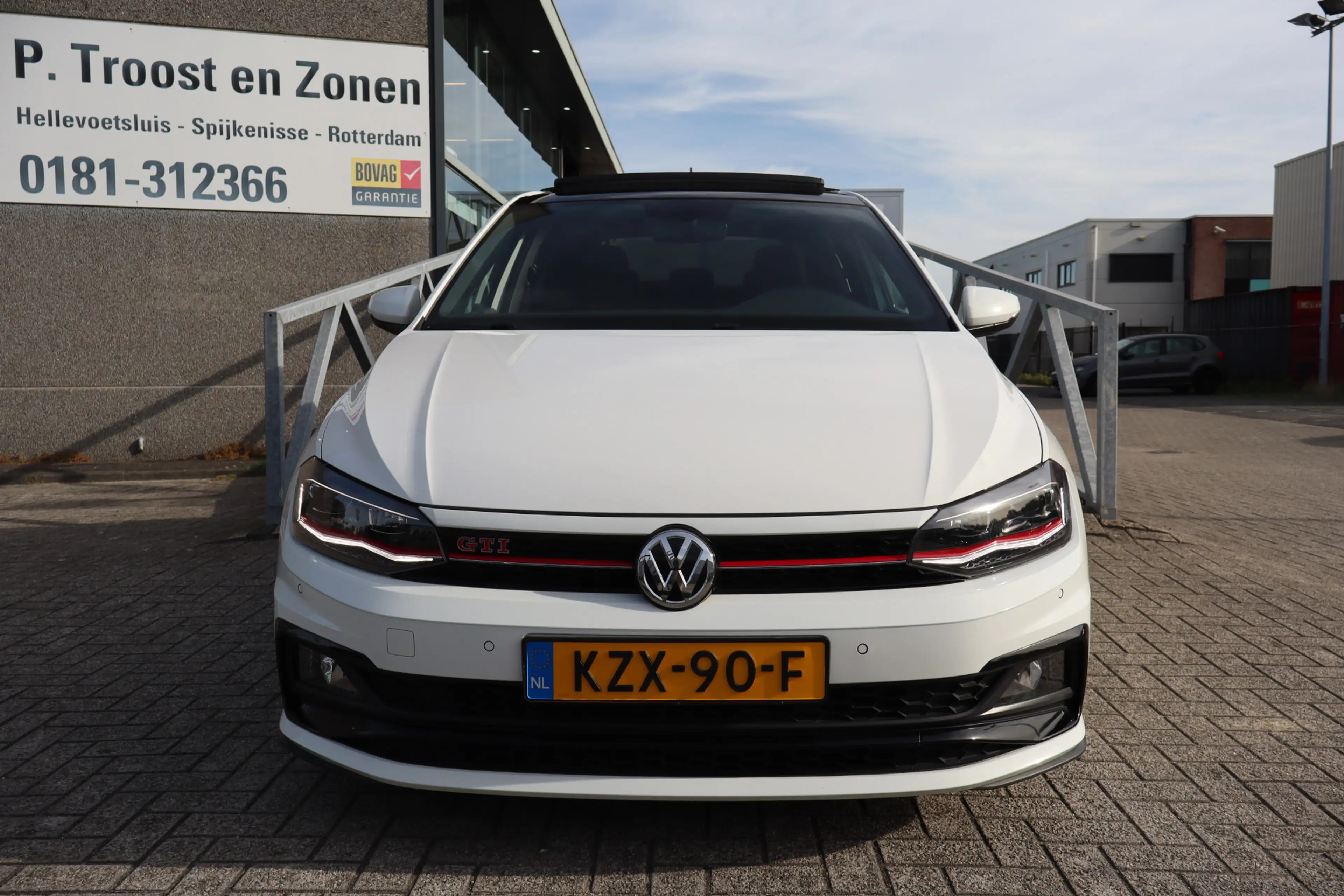 Volkswagen Polo GTI 2.0 TSI Panoramadak/Stoelverwarming/Apple carplay/ — photo 6